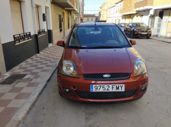 Ford Fiesta - 9752 FMY